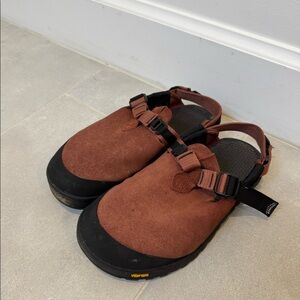 Bedrock Mountain Clogs Desert Clay